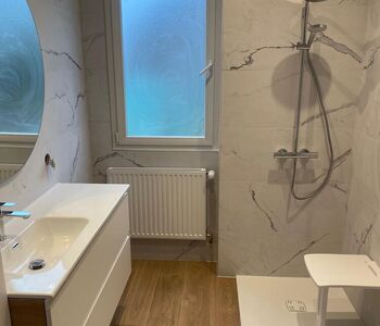 PHOTO 2025 10 05 18 33 03